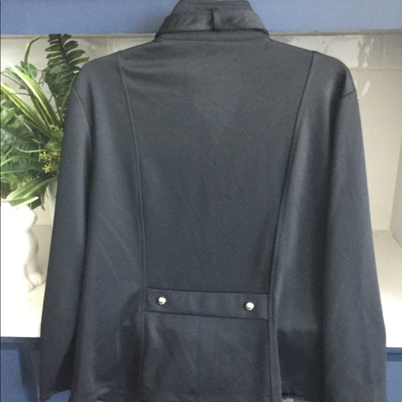 Jacket - Picture 3 of 4